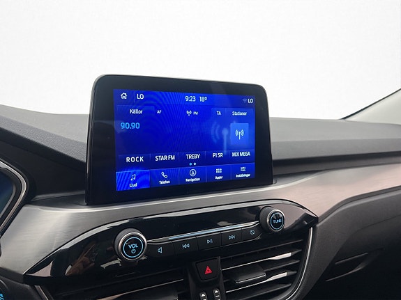 Ford Kuga 18 of 28