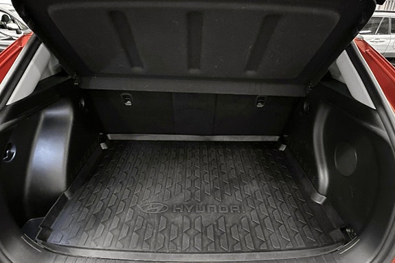 Hyundai Kona 14 of 19