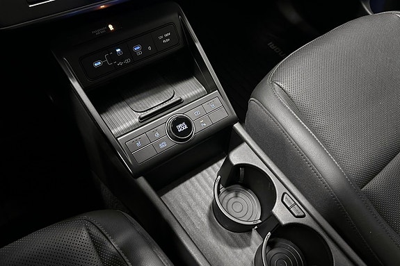 Hyundai Kona 12 of 19
