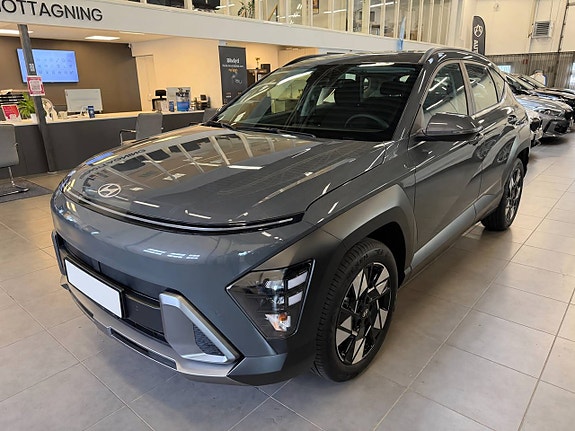 Hyundai Kona 3 of 9