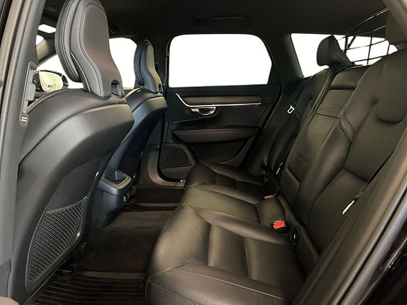 Volvo V90 Cross Country 23 of 29