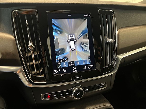 Volvo V90 Cross Country 18 of 29