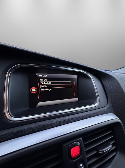 Volvo V40 20 of 24