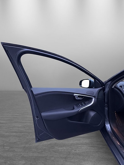 Volvo V40 9 of 24