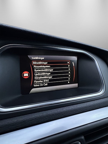 Volvo V40 22 of 24