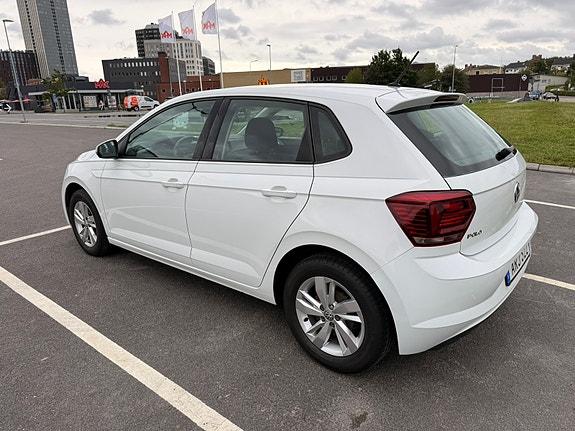 Volkswagen Polo 10 of 18