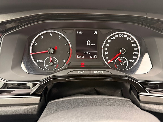 Volkswagen Polo 13 of 18