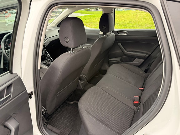 Volkswagen Polo 16 of 18