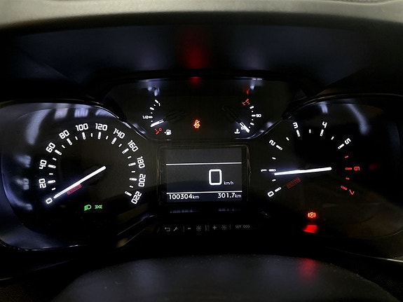 Citroen Berlingo 13 of 23