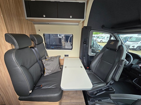 Hymer Grand Canyon S CrossOver 7 of 13