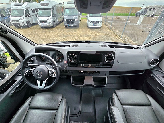 Hymer Grand Canyon S CrossOver 9 of 13