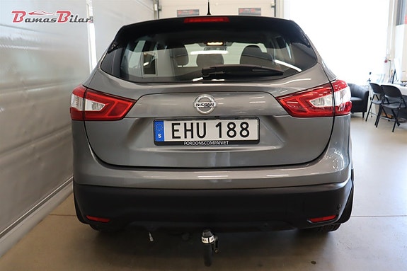 Nissan Qashqai 4 of 18