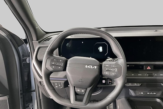 Kia Seltos 12 of 18