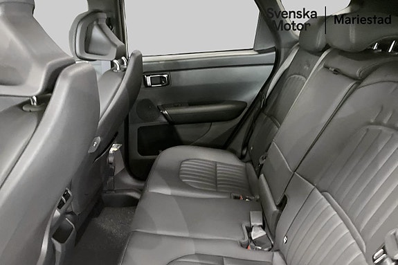 Kia Seltos 9 of 18