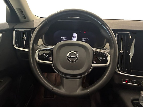 Volvo V90 14 of 30