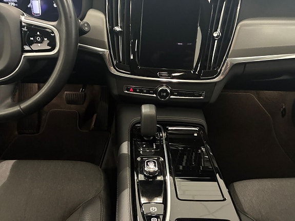Volvo V90 19 of 30