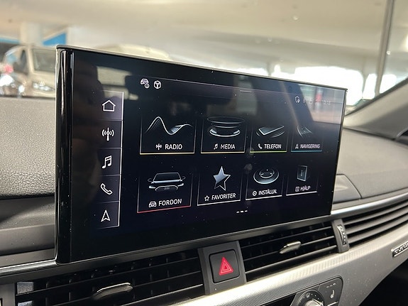 Audi A4 14 of 27