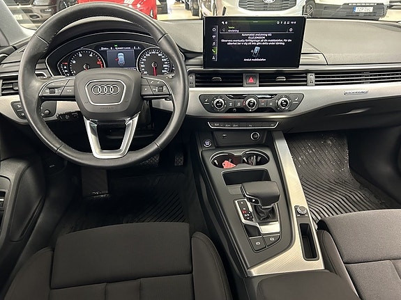 Audi A4 12 of 27