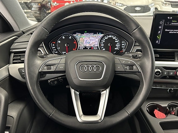 Audi A4 13 of 27