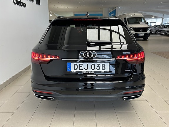 Audi A4 6 of 27