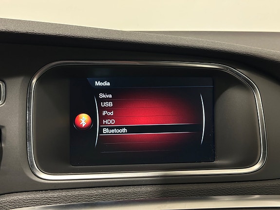 Volvo V40 23 of 26