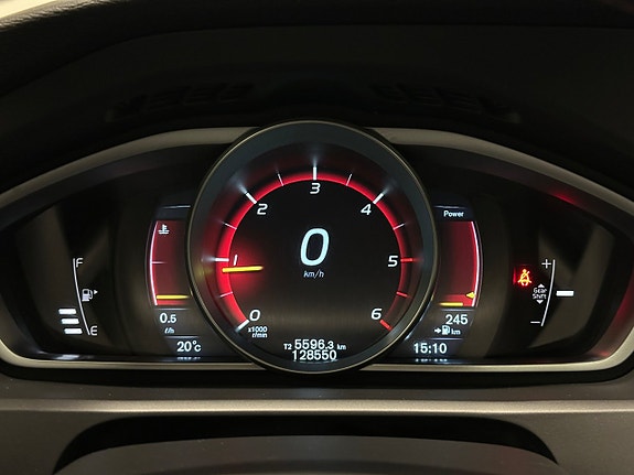 Volvo V40 25 of 26
