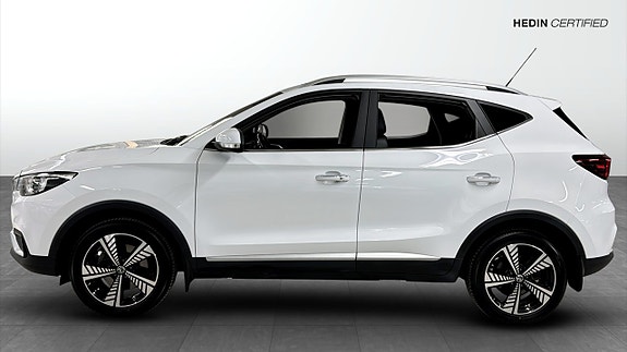 MG ZS EV 6 of 9