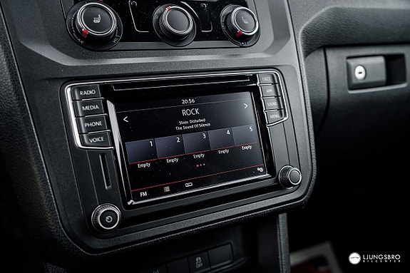 Volkswagen e-Caddy Maxi 8 of 11