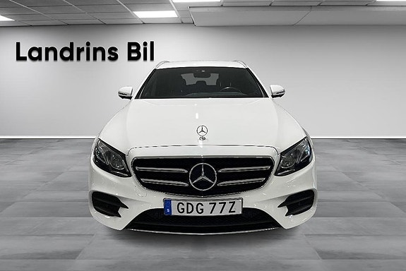 Mercedes-Benz E220 d 2 of 14