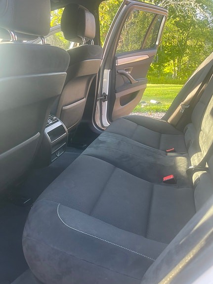 BMW 520d 4 of 7