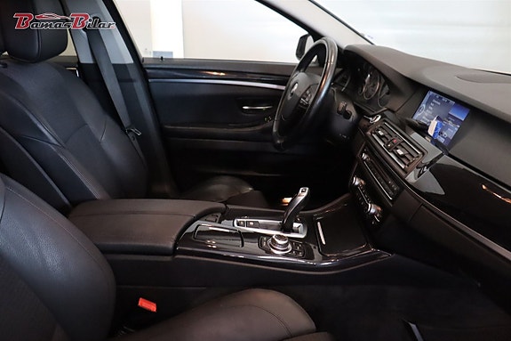 BMW 520 15 of 18
