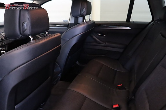 BMW 520 12 of 18