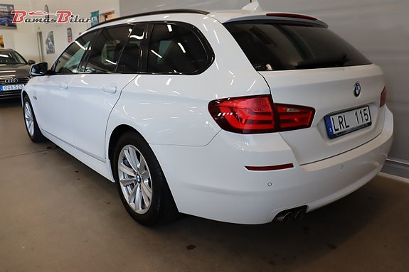 BMW 520 3 of 18