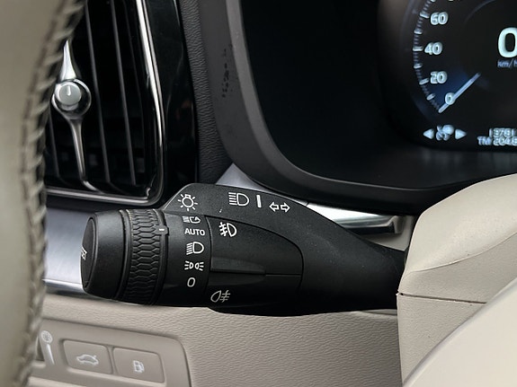 Volvo XC60 29 of 30