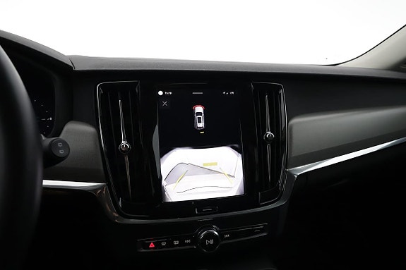 Volvo V90 13 of 17