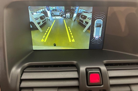 Volvo XC60 16 of 26