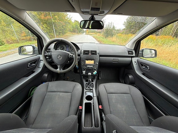 Mercedes-Benz A160 5 of 6
