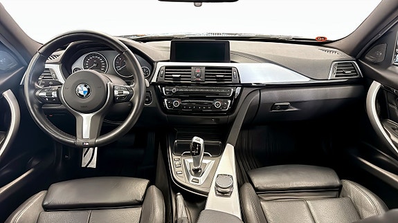 BMW 330e 4 of 14