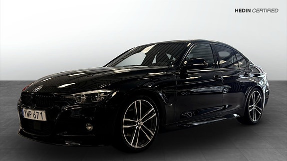 BMW 330e