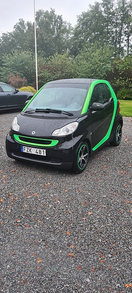 Smart Fortwo 2 of 8