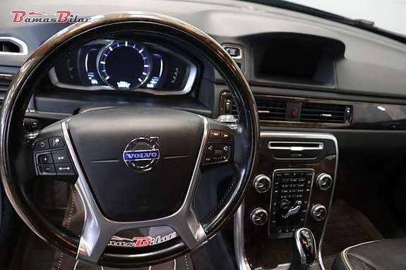 Volvo V70 10 of 20