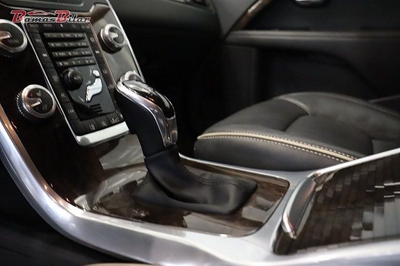 Volvo V70 11 of 20