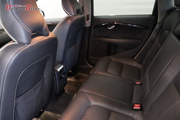 Volvo V70 12 of 20