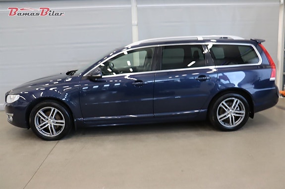 Volvo V70 2 of 20