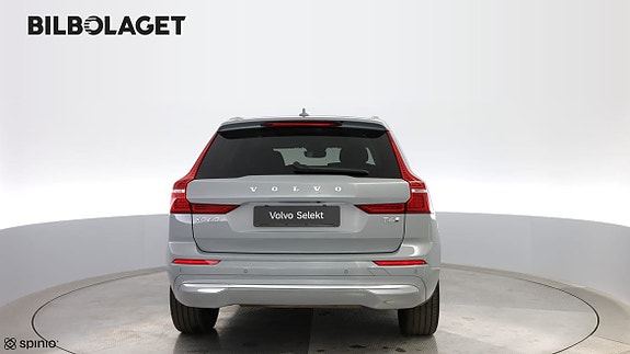 Volvo XC60 16 of 16