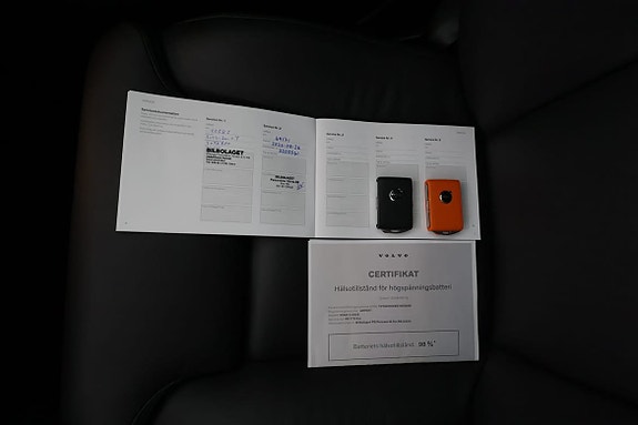 Volvo XC60 14 of 16