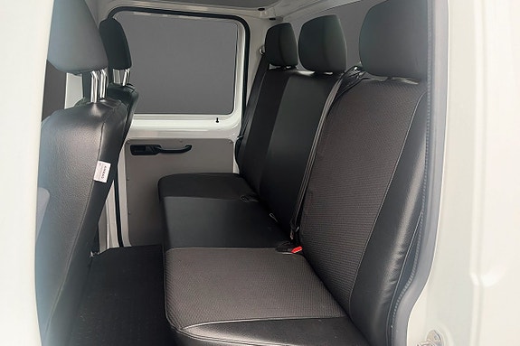 Volkswagen Transporter 15 of 19