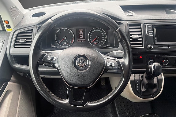 Volkswagen Transporter 10 of 19