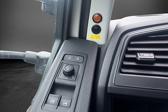 Volkswagen Transporter 11 of 19