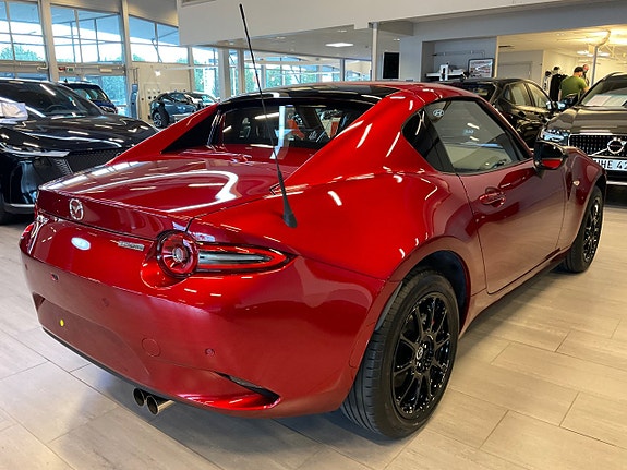 Mazda MX-5 6 of 12